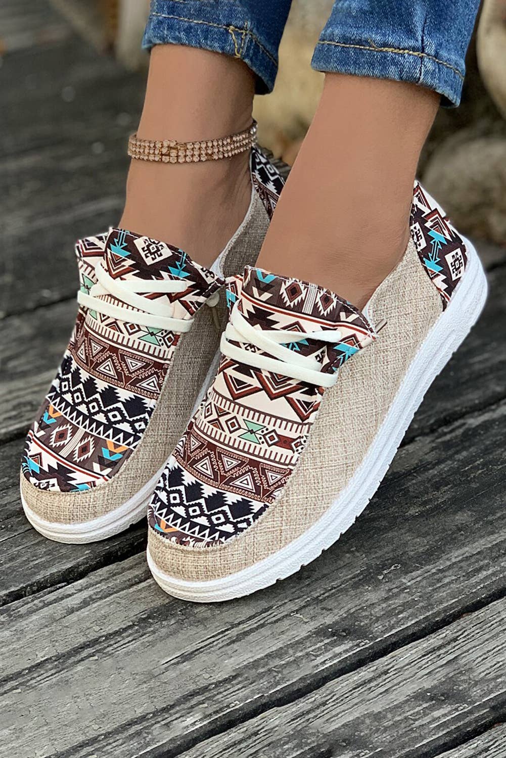 Vintage Western Patchwork Lace-Up Decor Flat Shoes